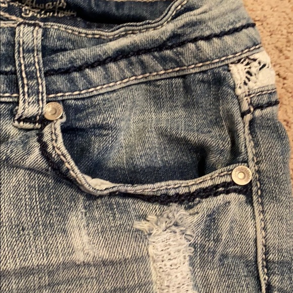 Almost Famous shorts - Picture 4 of 8